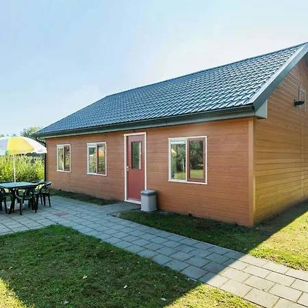 Oostappen Parelstrand Nv Resort 3*